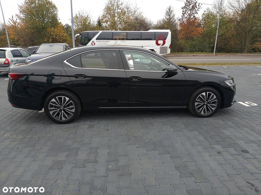 Skoda Superb 2.0 TDI SCR Selection DSG - 20
