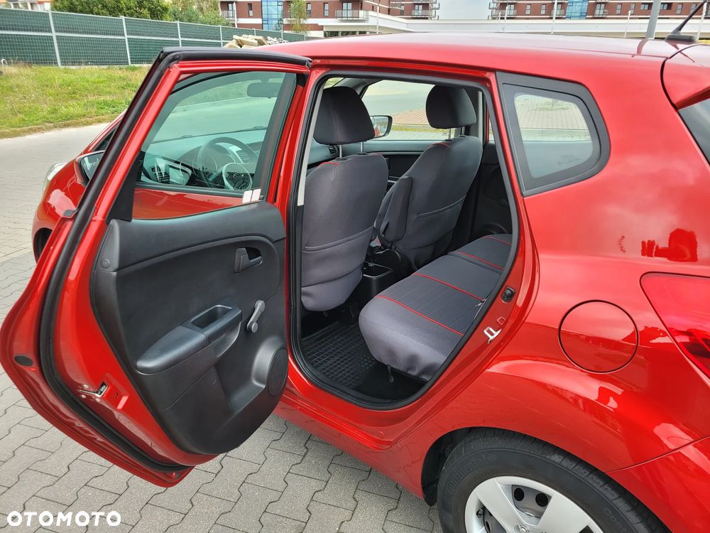 Kia Venga 1.4 M - 15