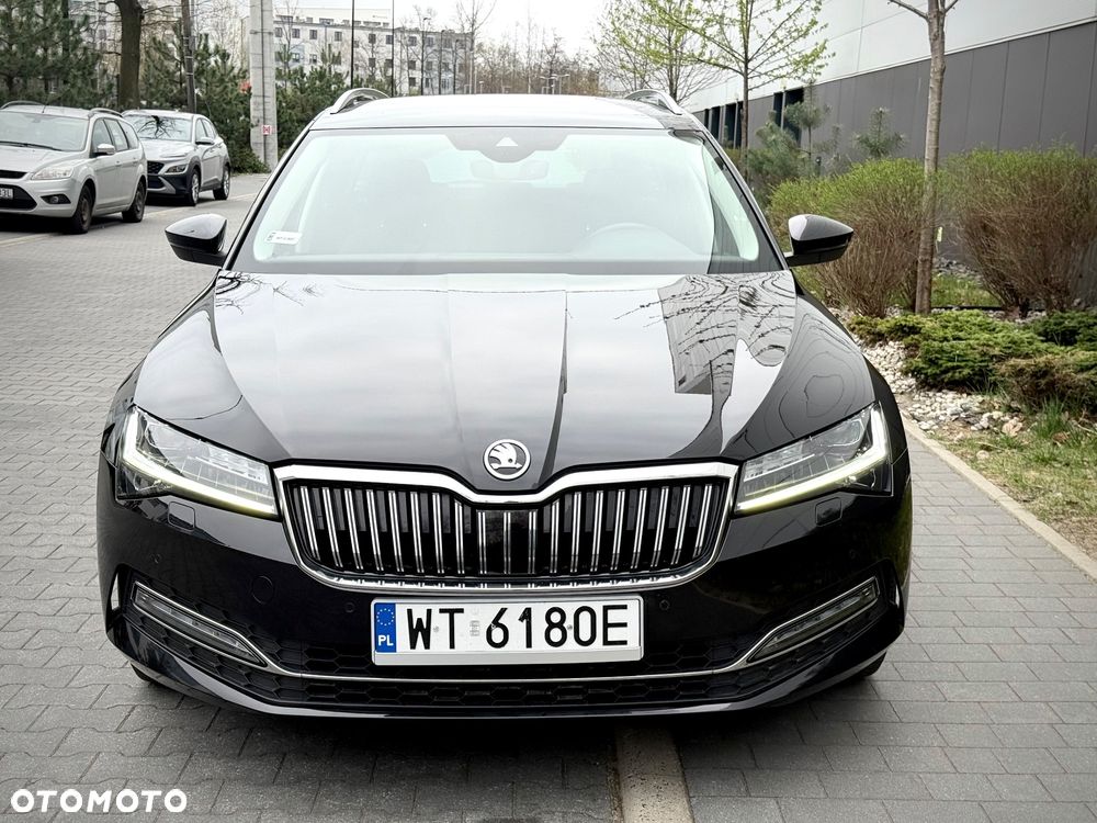 Skoda Superb 2.0 TDI SCR 4x4 Style DSG - 9