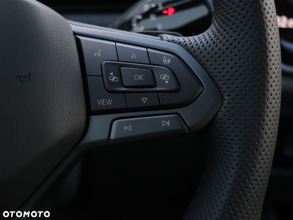 Volkswagen Tiguan - 25