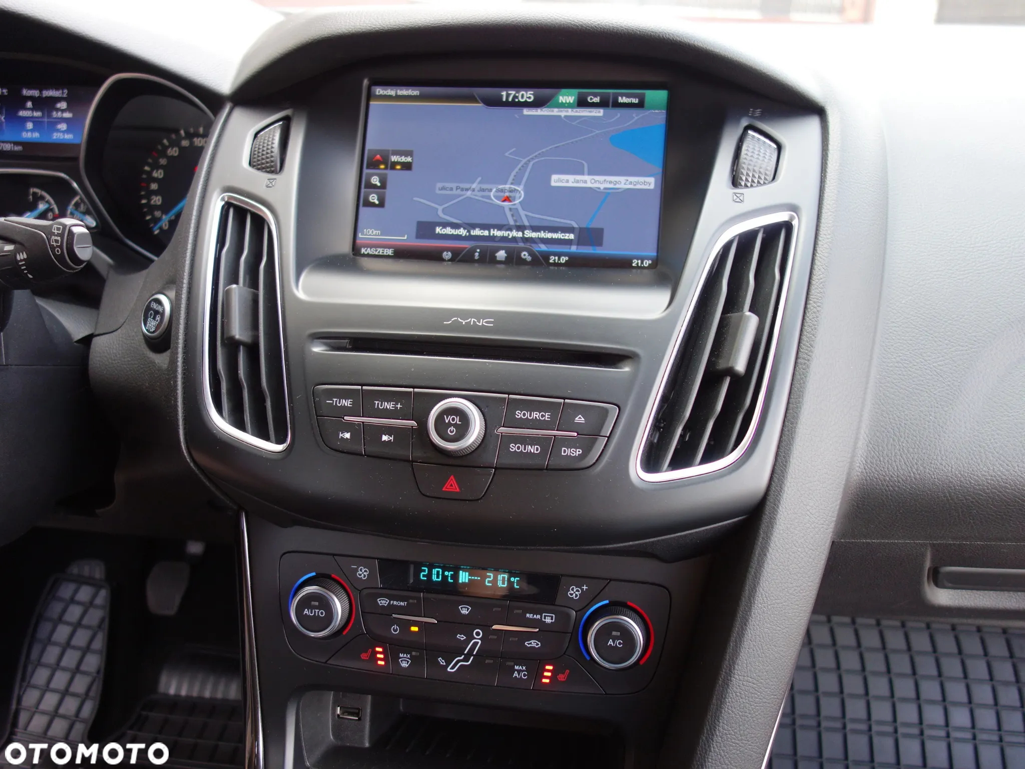 Ford Focus 2.0 TDCi Titanium ASS - 22