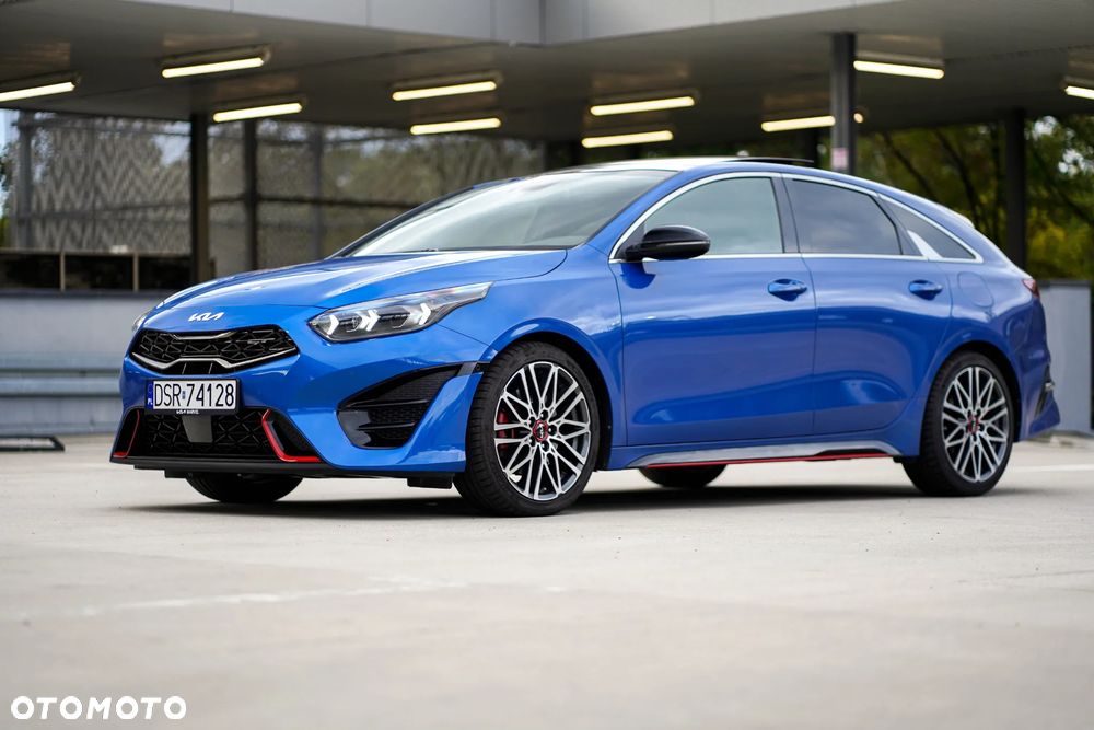 Kia ProCeed 1.6 T-GDI GT DCT - 16