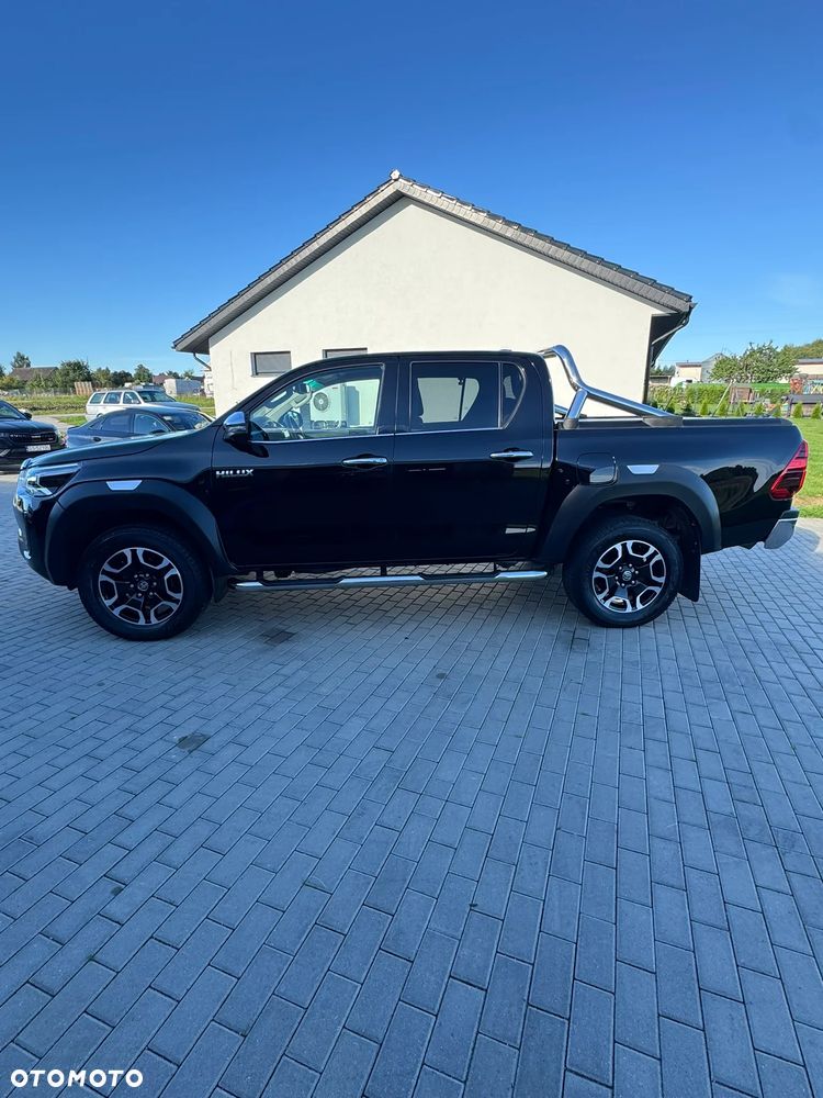 Toyota Hilux 2.8 D-4D Double Cab SR5+ 4x4 - 8