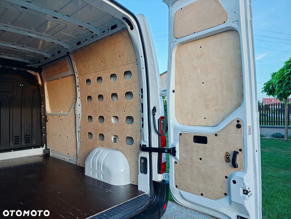 Opel Movano - 11