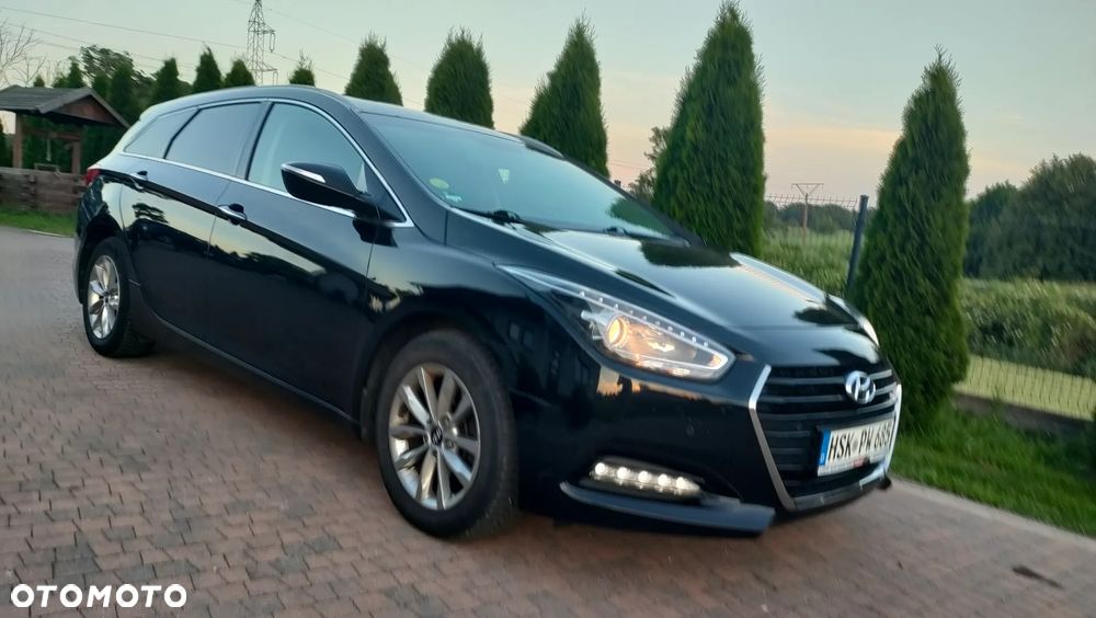 Hyundai i40 Kombi 1.7 CRDi DCT Style - 16