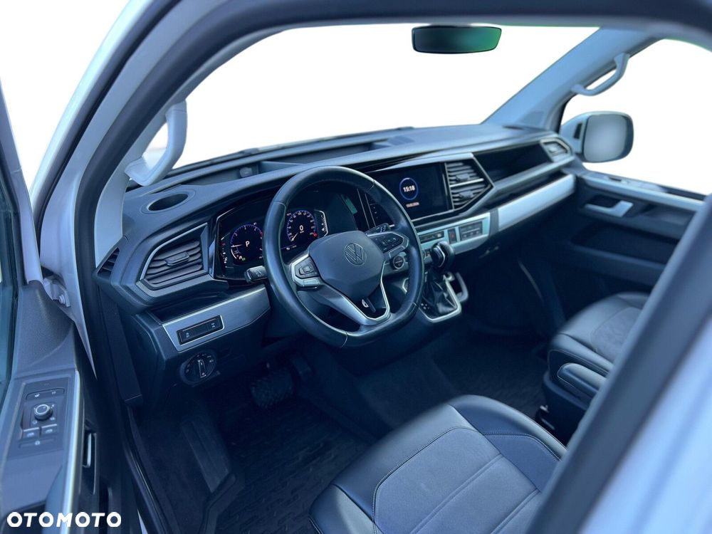 Volkswagen Multivan - 11