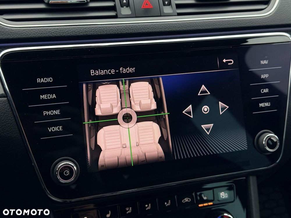 Skoda Superb 2.0 TSI Sportline DSG - 28