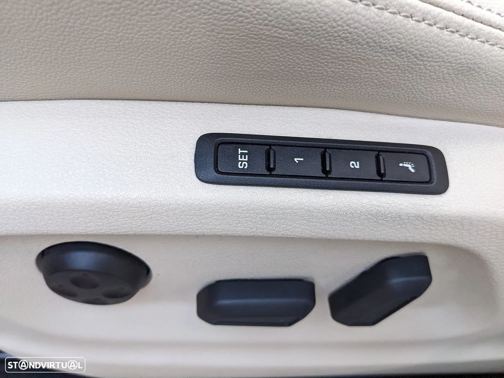 VW Sharan 2.0 TDI Highline DSG - 19