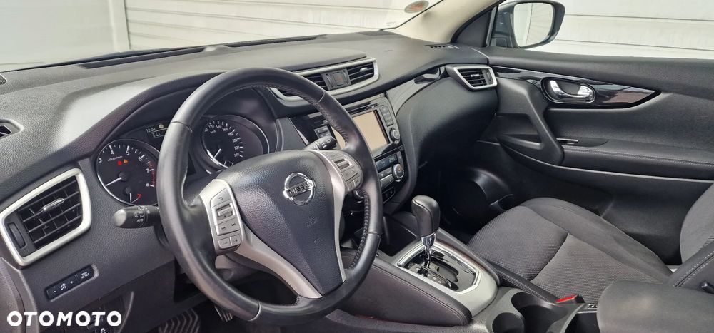 Nissan Qashqai 1.2 DIG-T Xtronic ACENTA - 11