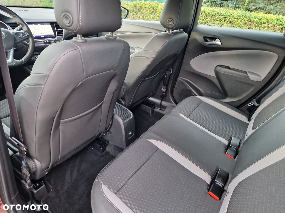 Opel Crossland X - 26