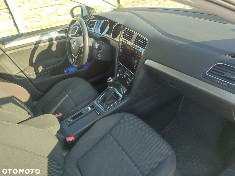 Volkswagen Golf 1.6 TDI BMT Trendline - 26