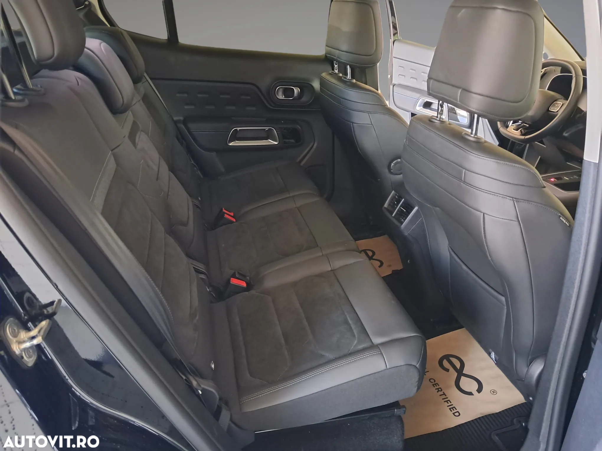 Citroën C5 Aircross 1.6 PHeV FWD 225 EAT8 Shine - 7