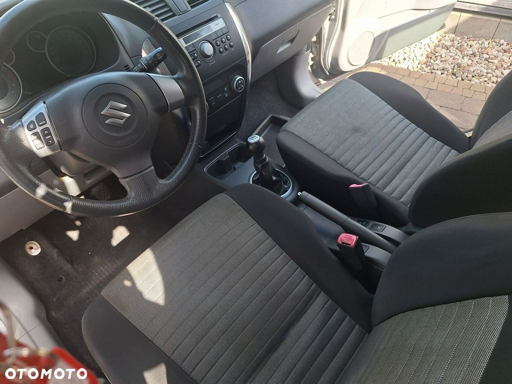 Suzuki SX4 - 6