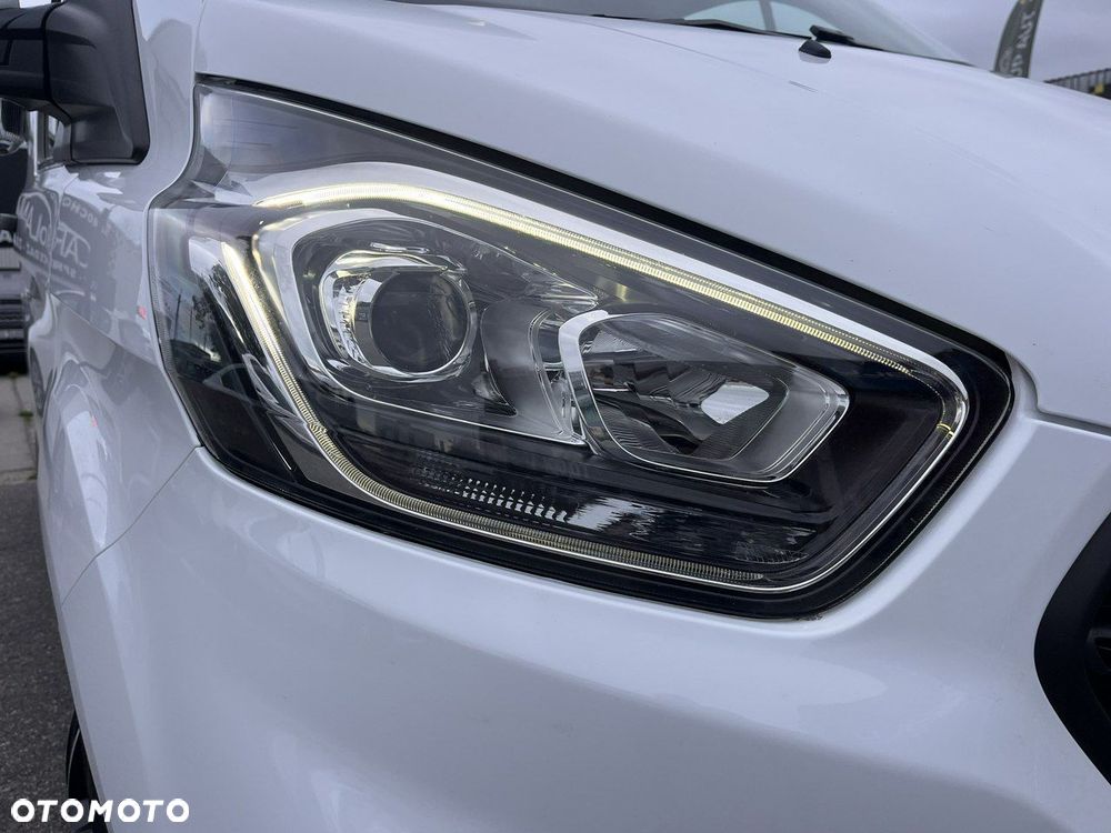 Ford Transit Custom - 11