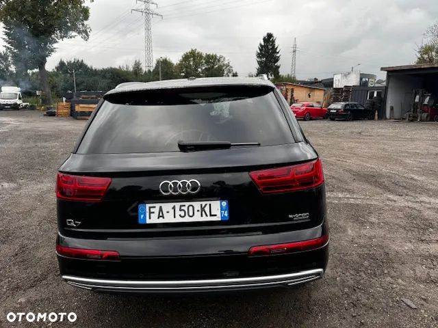 Audi Q7 e-tron 3.0 TDI Quattro Tiptr - 9