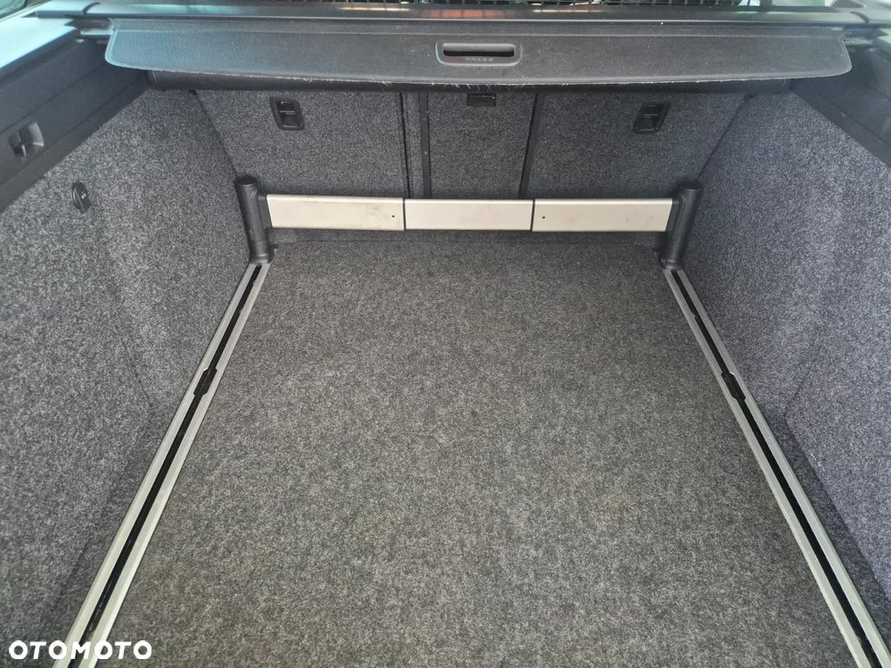 Skoda Superb 1.8 TSI Elegance - 24