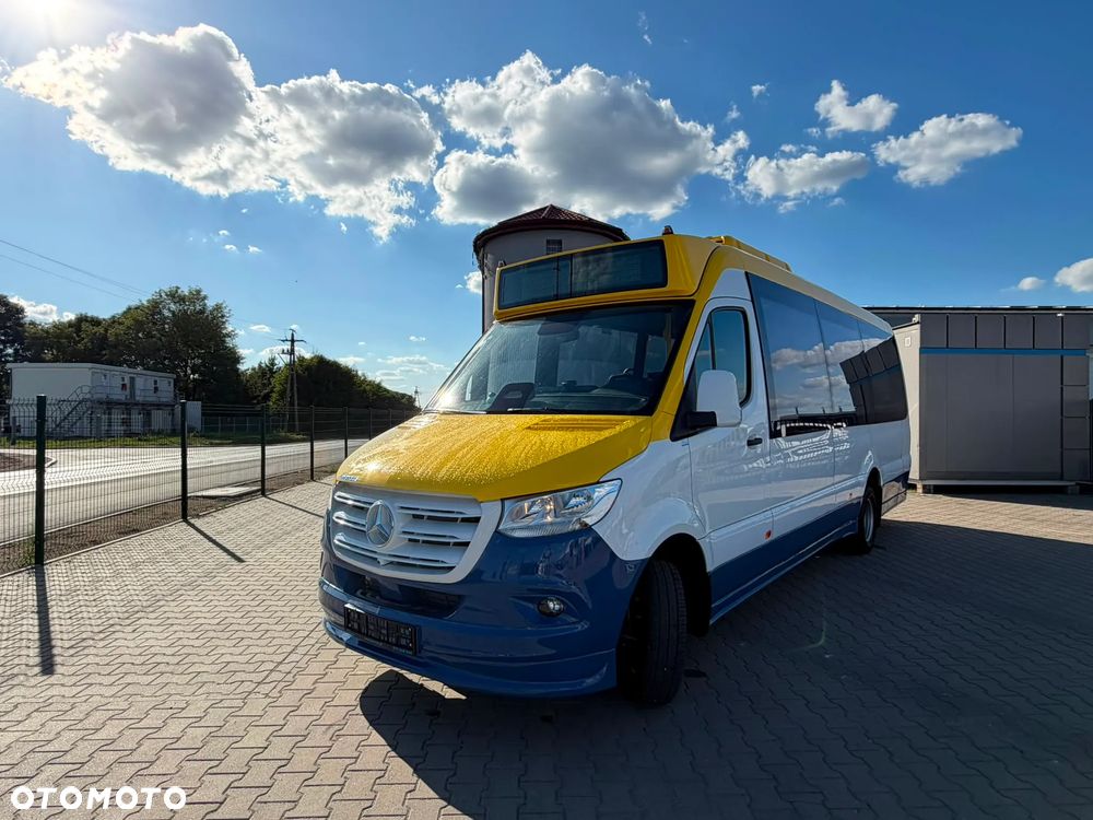 Mercedes-Benz Sprinter 517 - 10