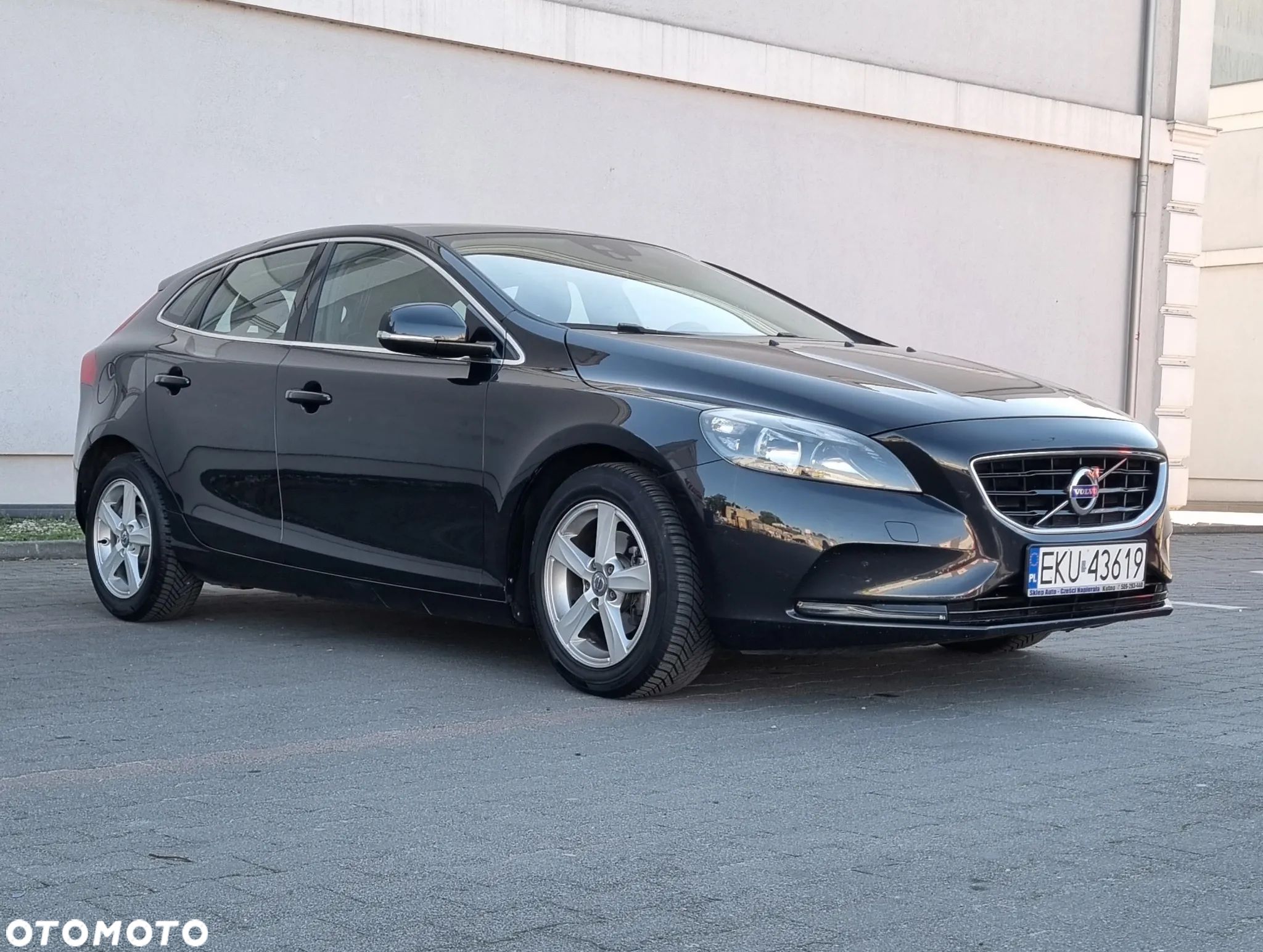 Volvo V40 D2 Summum - 1