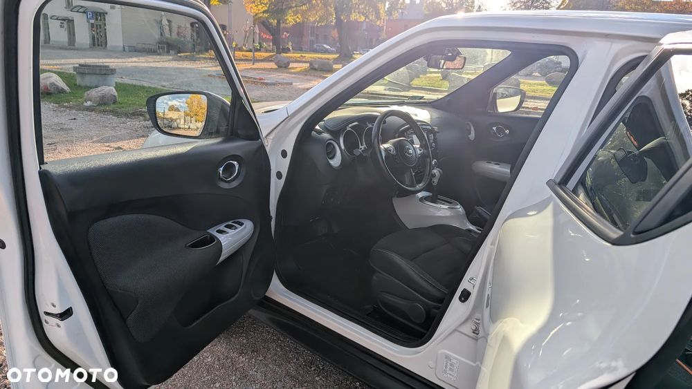 Nissan Juke 1.6 Acenta Xtronic - 9