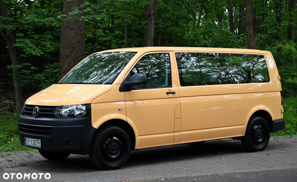 Volkswagen Transporter - 1