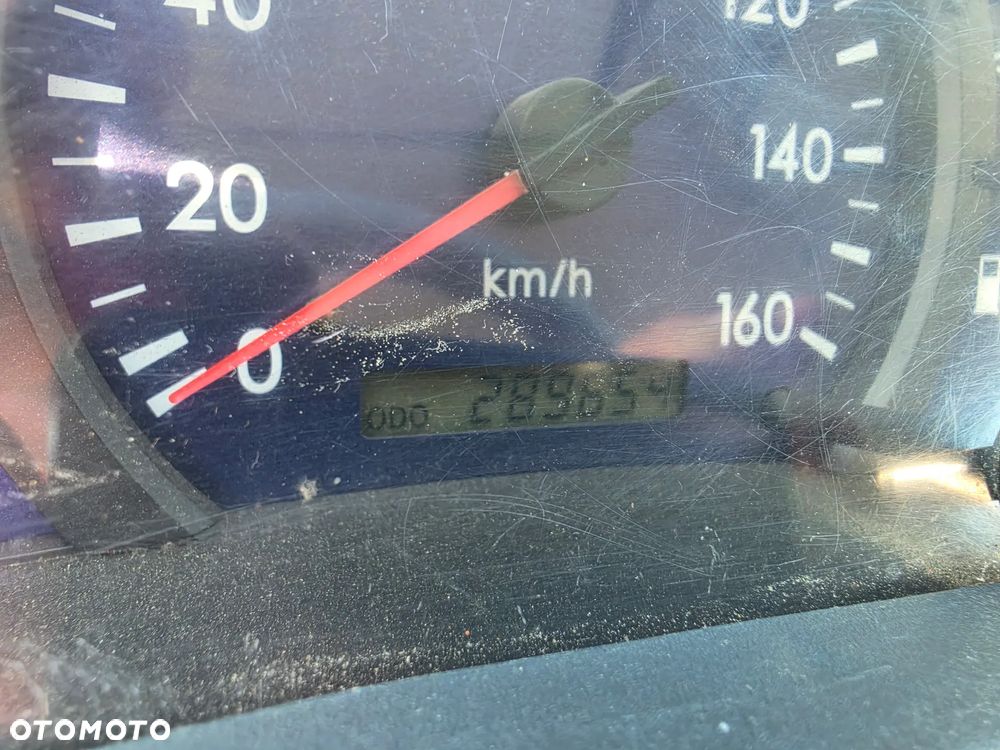 Mitsubishi CANTER - 17