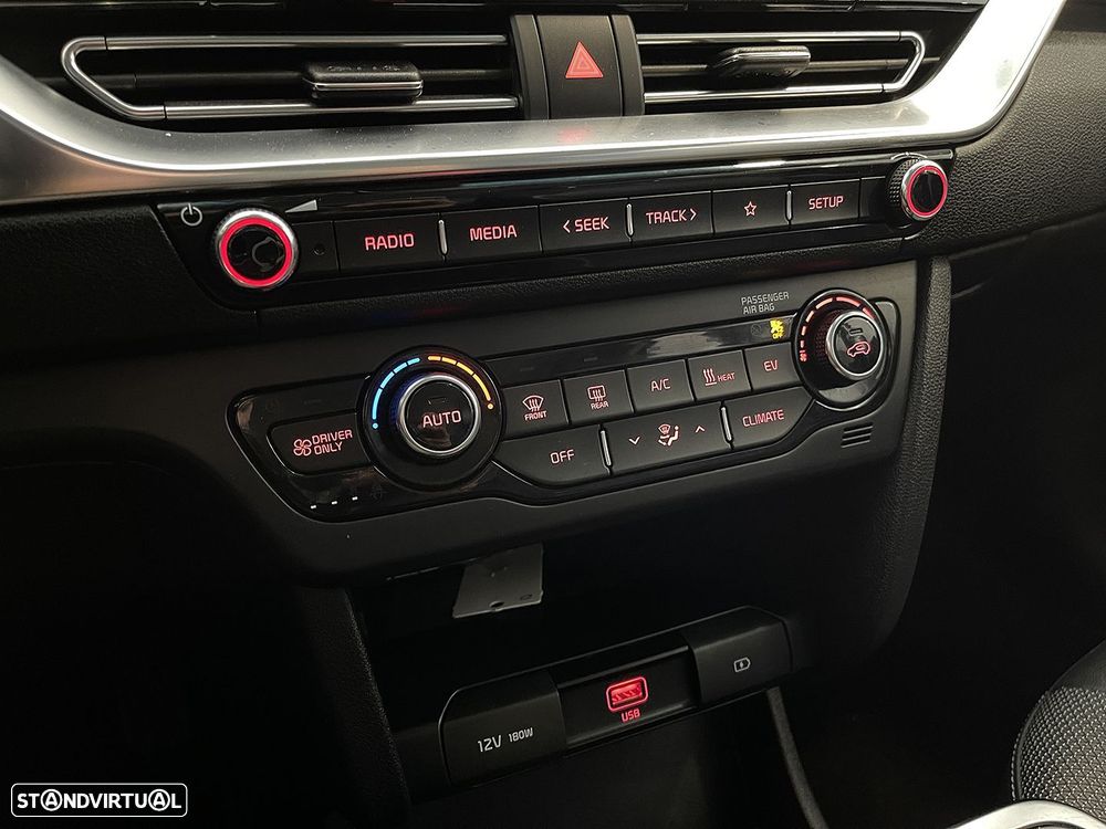 Kia e-Niro - 26
