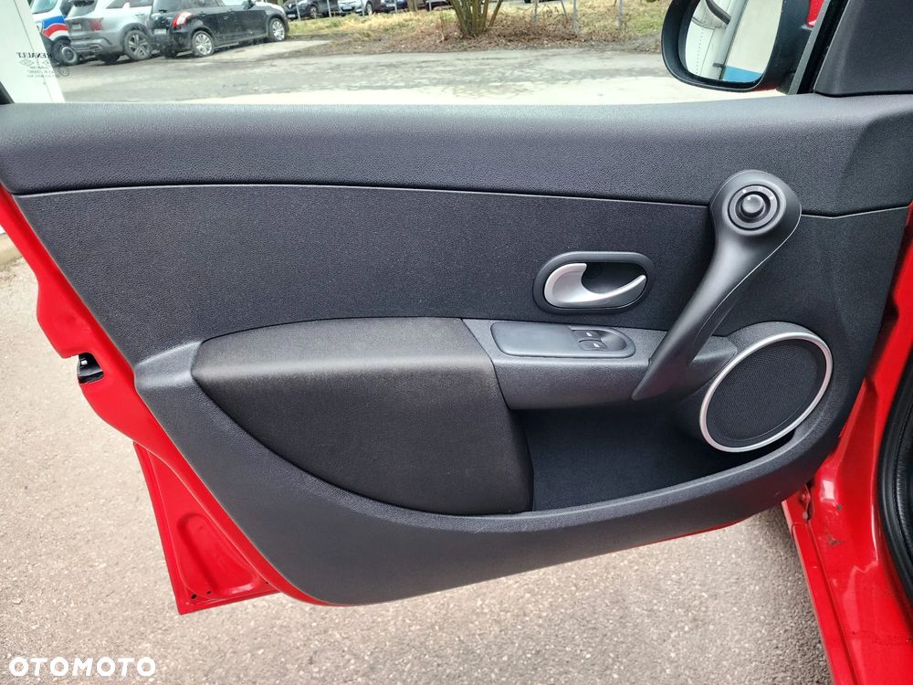 Renault Clio 1.2 16V Dynamique - 34