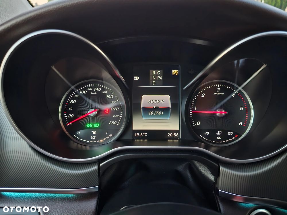 Mercedes-Benz Klasa V 250 (BlueTEC) d Avantgarde 7G-Tronic (d³ugi) - 33