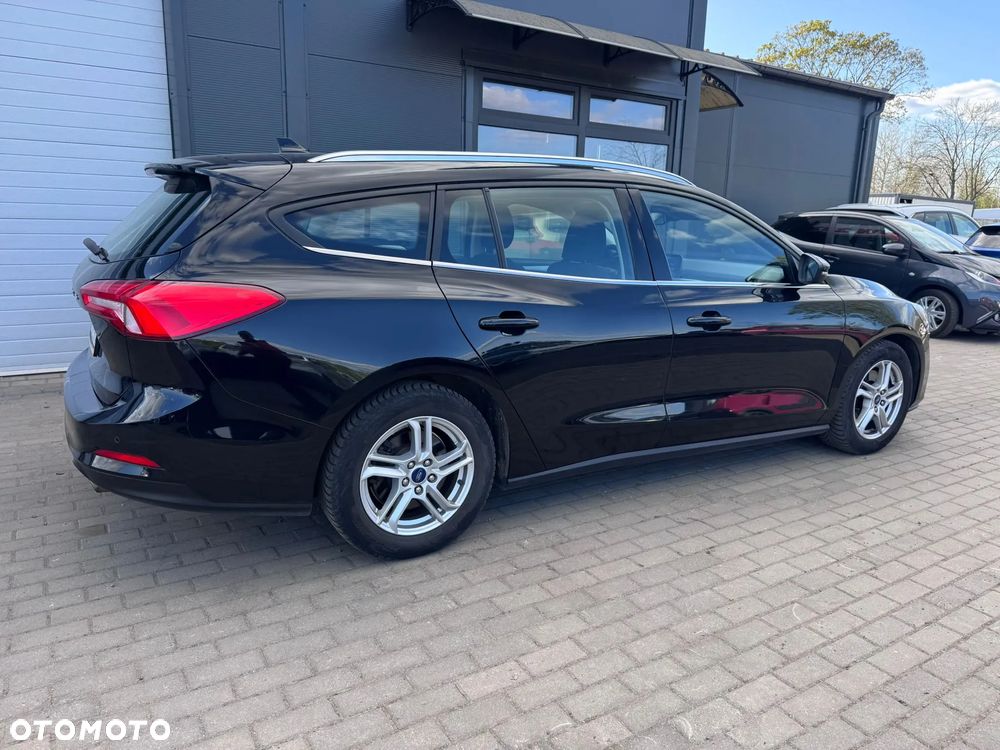 Ford Focus 1.5 EcoBlue STart-Stopp-System TITANIUM - 10