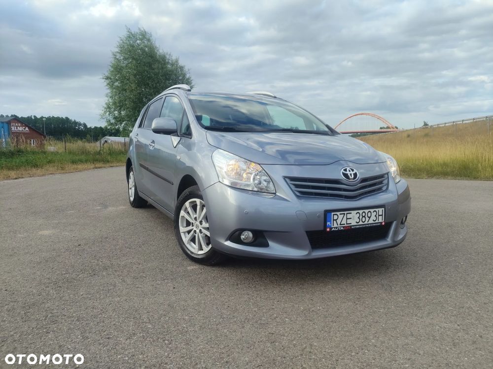 Toyota Verso 1.8 Sol EU5 7os - 1