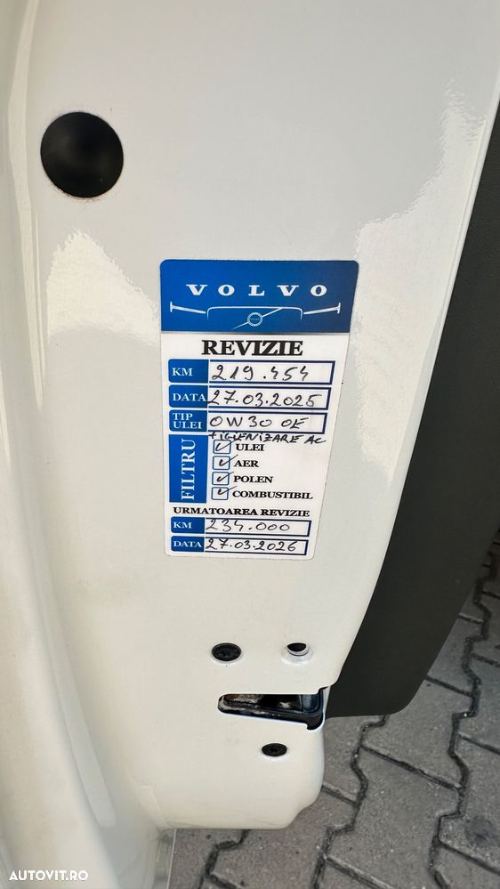 Volvo XC 60 2.4D AWD Summum - 28