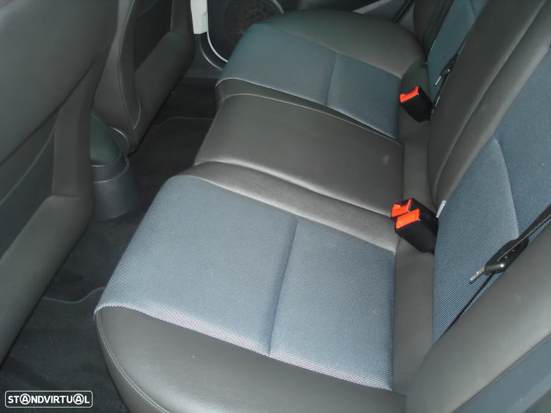 SEAT Ibiza 1.4 TDi FR DSG - 22