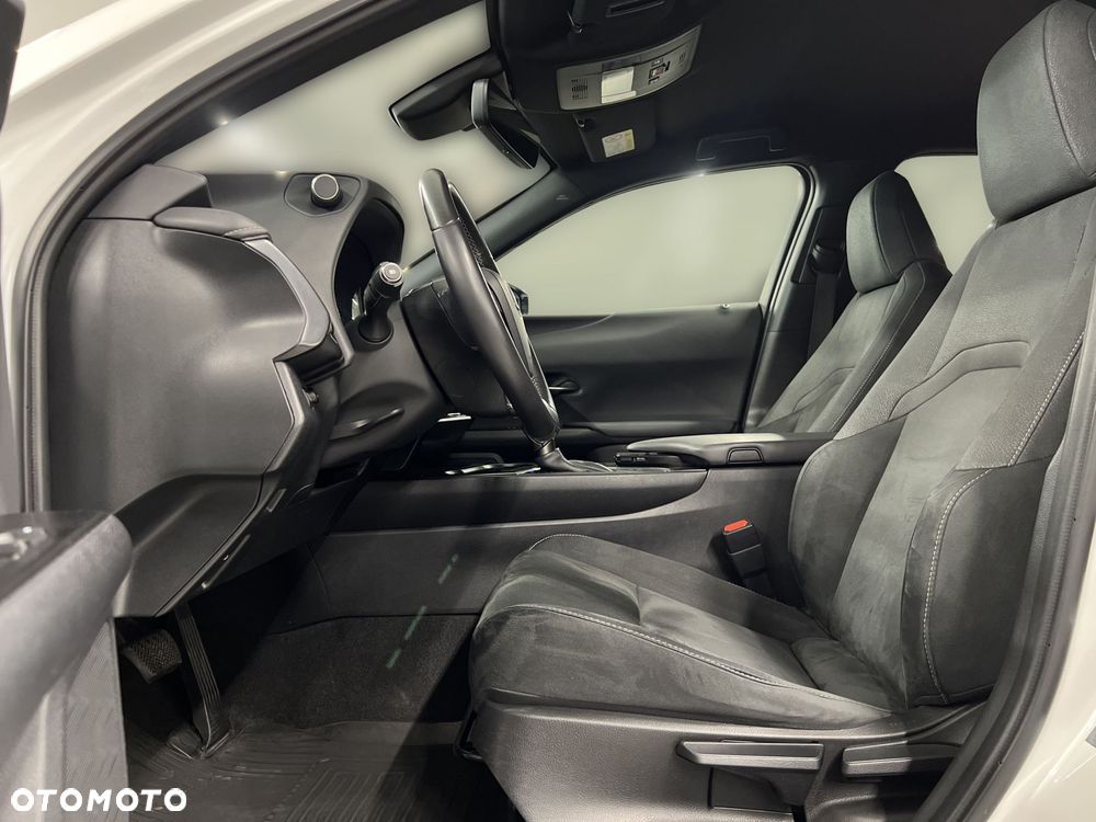 Lexus UX 200 GPF Business Edition 2WD - 17