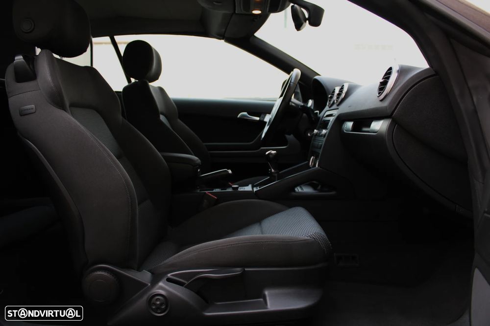 Audi A3 Cabrio 1.6 TDi Sport - 27