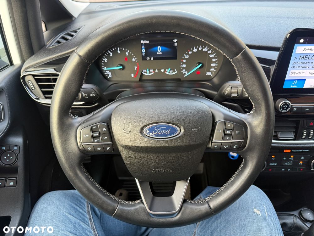 Ford Fiesta 1.1 Titanium - 31