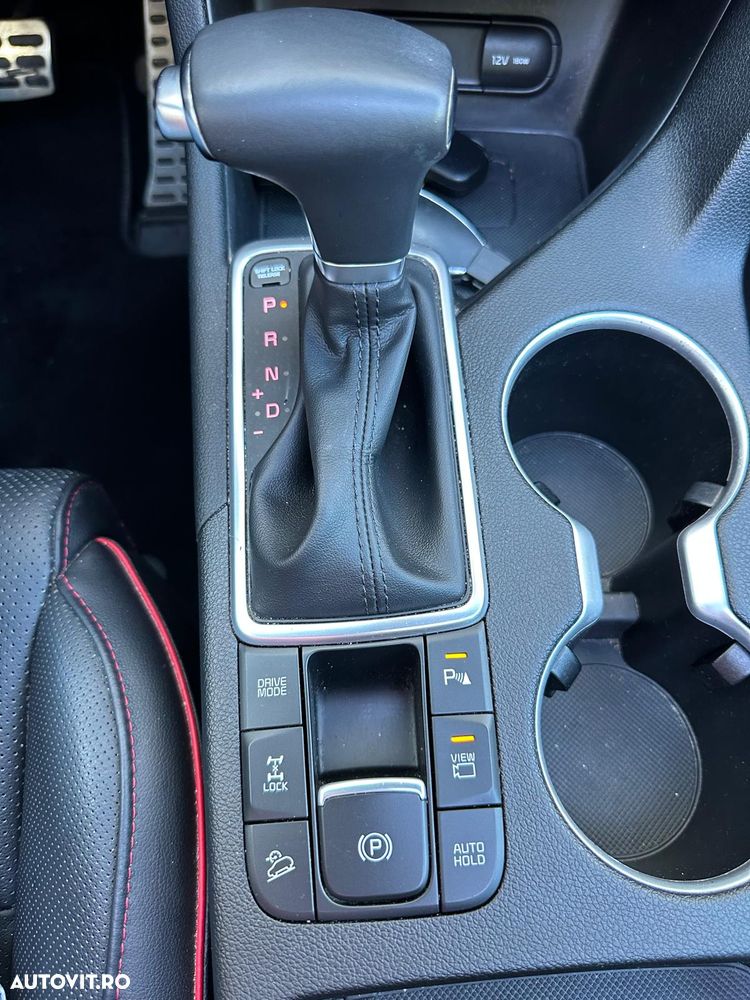 Kia Sportage 2.0 CRDI AWD Eco-Dynamics+ (48V M-H) Aut. GT LINE - 18