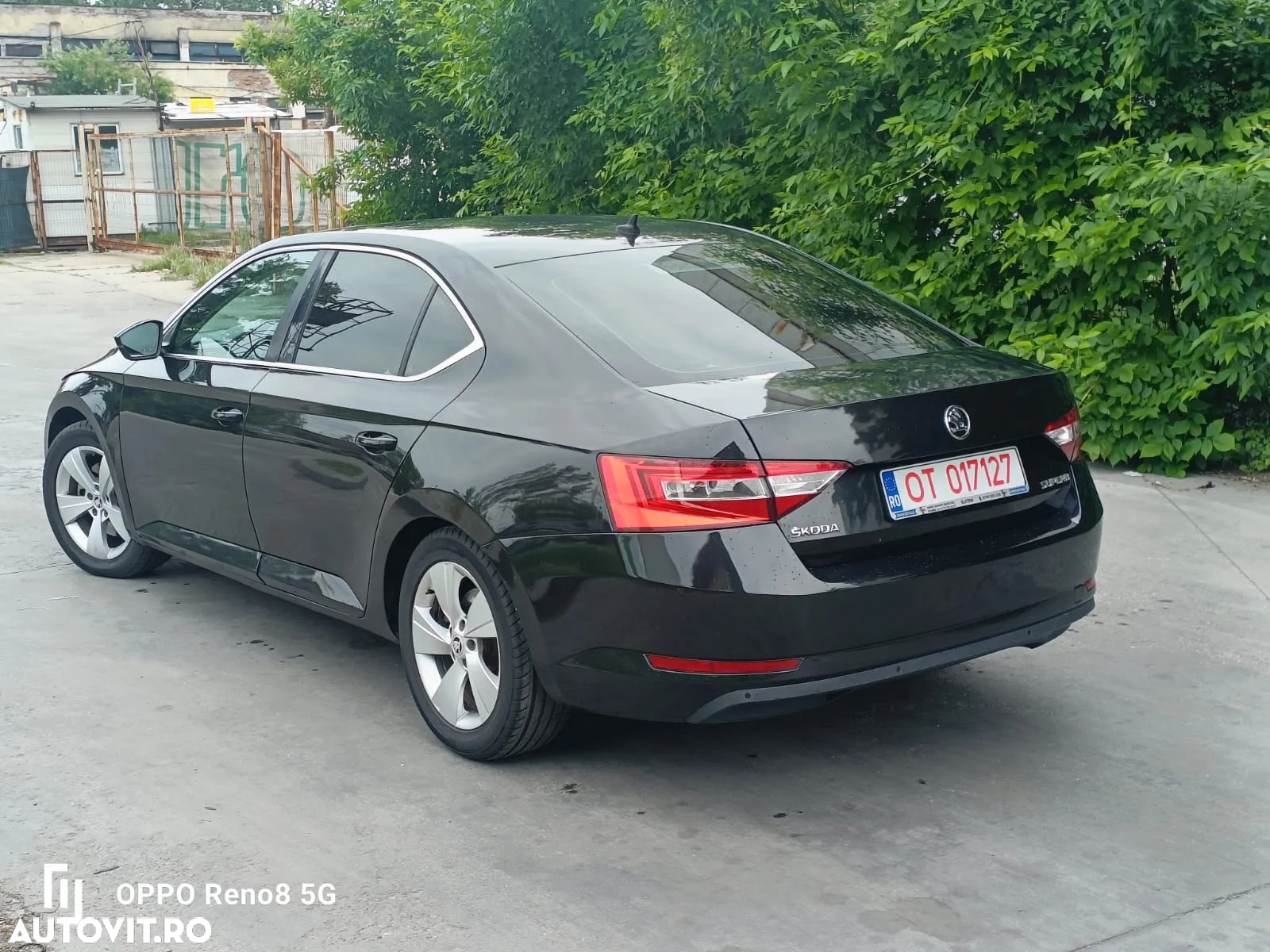 Skoda Superb 2.0 TDI Ambition - 10