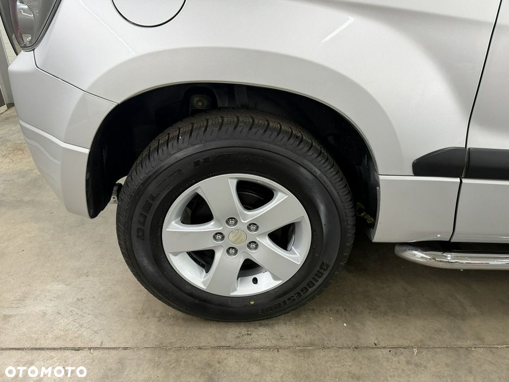 Suzuki Grand Vitara - 34