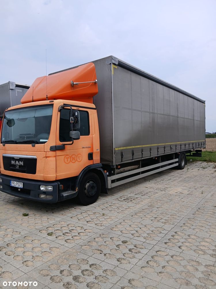 MAN TGL 12.250 plandeka firana 10 długa - 3