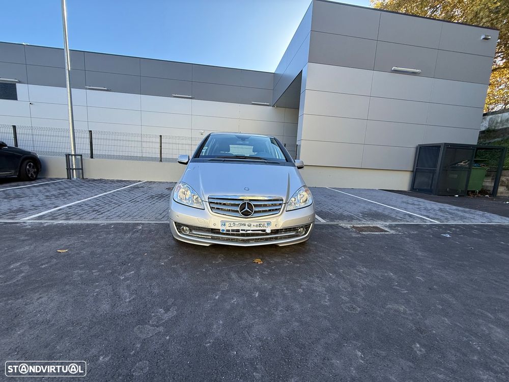 Mercedes-Benz A 180 CDi Elegance Automatic - 5