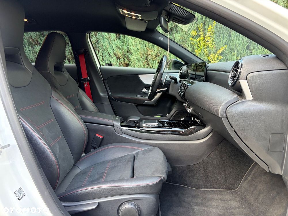 Mercedes-Benz Klasa A 35 AMG 4-Matic 8G-DCT - 17