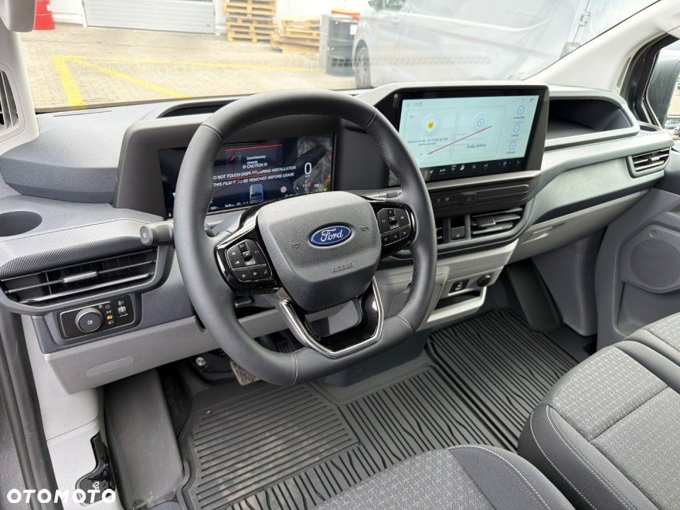 Ford Transit Custom - 10