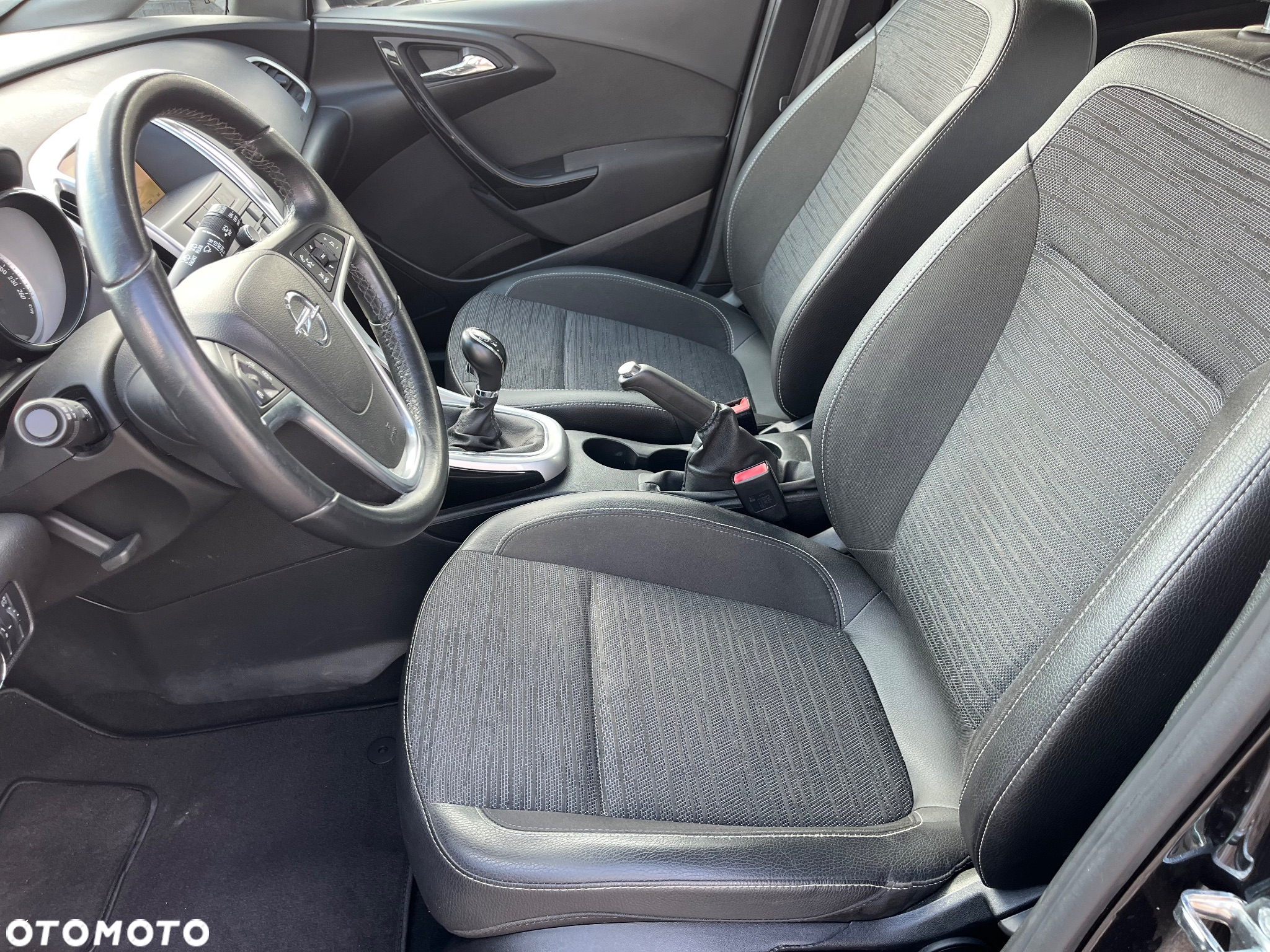 Opel Astra IV 1.6 Cosmo - 9