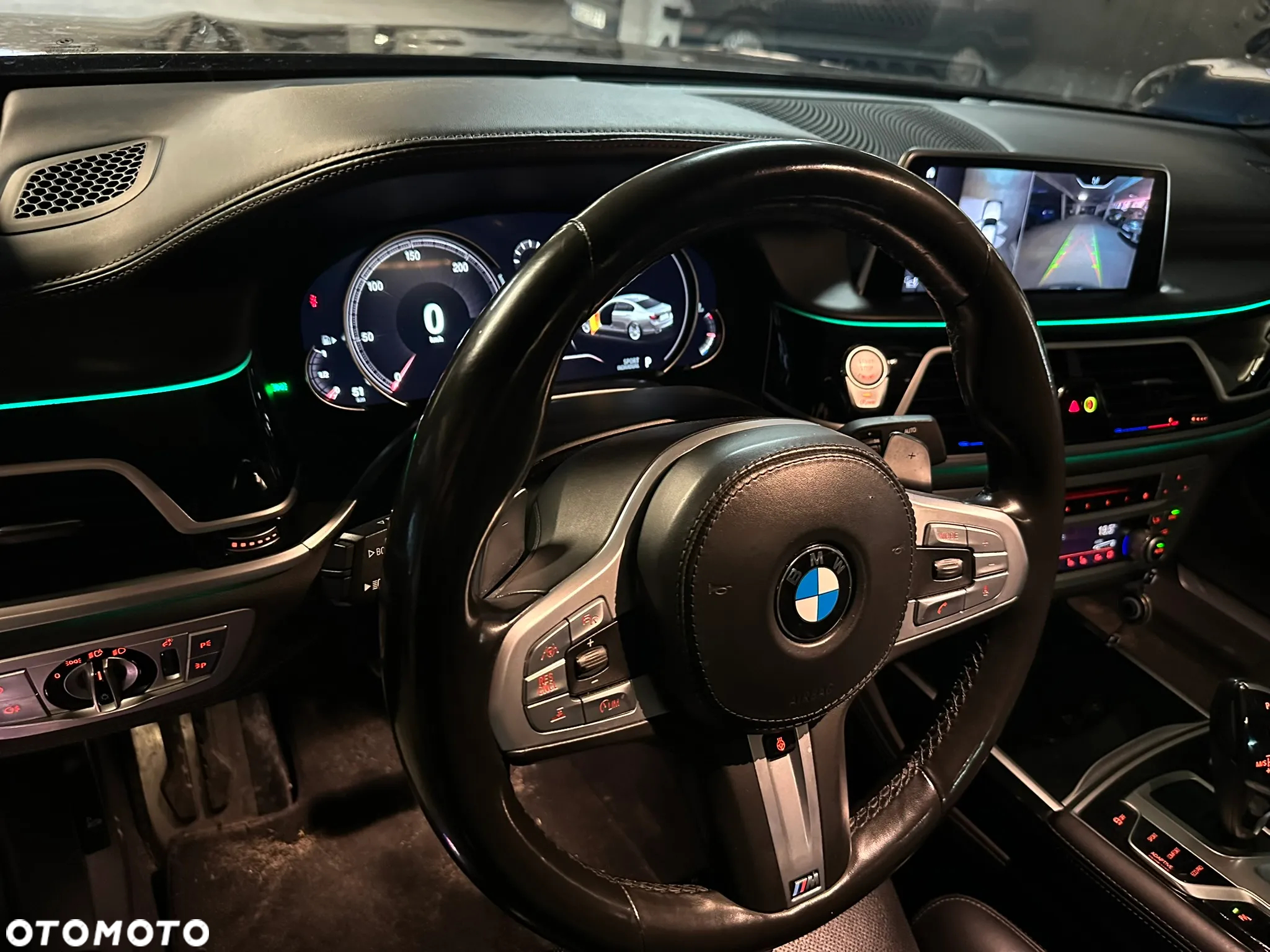 BMW Seria 7 750i xDrive - 10
