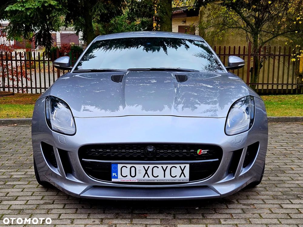 Jaguar F-Type R-Dynamic - 3