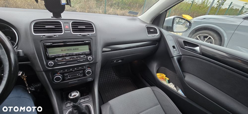 Volkswagen Golf - 8
