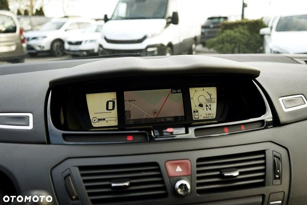 Citroën C4 Picasso - 23