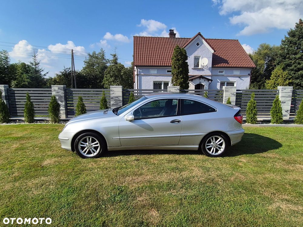 Mercedes-Benz Klasa C 180 Kompressor Sportcoupe - 6