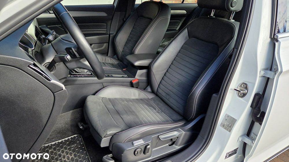Volkswagen Passat 2.0 TSI Elegance DSG - 16