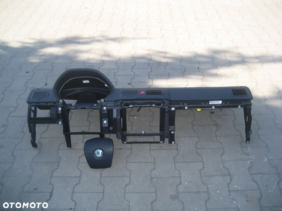 skoda fabia 1 i lift 04-07r deska rozdzielcza konsola 2x poduszki powietrzne airbag